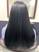 イリ 大阪(ili)&nbsp;ハイライトカラーミルクティーベージュレイヤーカット