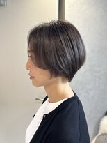 ルイ(ROUIS produced by LUCK 津田沼)&nbsp;白髪ぼかしハイライト/大人ショート/若見えカット