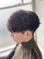 フィフス 大分(fifth)&nbsp;大分ゆるめ波巻きスパイラルパーマメンズカットラウンドマッシュ
