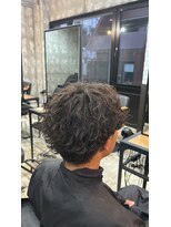 カットワークススリックバイフェローズ(CUT WORKS SLICK by fellows) 波巻きシャドウパーマ