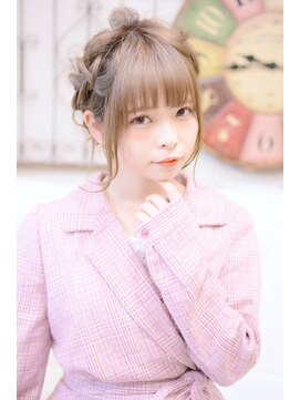 メイズ(MAZE) 【メイズ東中野・鍛原志行】ミディアムの編み込みアレンジ