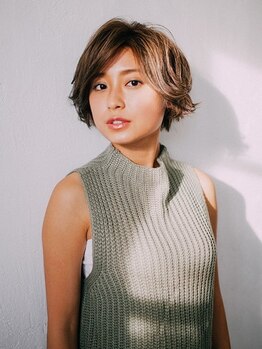 ティス ナカ(HAIR CREATIVE SALON Tiss NAKA)の写真/【オススメ☆シャンプー+カット¥4400→¥3520～】カジュアルやモードまでデザイン性の高いショートを実現♪