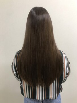 ウイバイファースト(u'i by first) 20代、30代、40代の髪質改善　気になる　美髪エステ！！