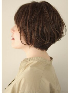 サーカス バイ ビュートリアム 青山(CIRCUS by BEAUTRIUM) 手入れ簡単　大人の小顔ショートボブ