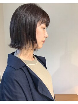 ハサミ(HASAMI) 【HASAMI.】外はねボブ。