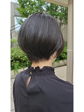 スタイル 成城学園前(STYLE) ボブスタイル特集　カーキグレージュ　ショートボブ