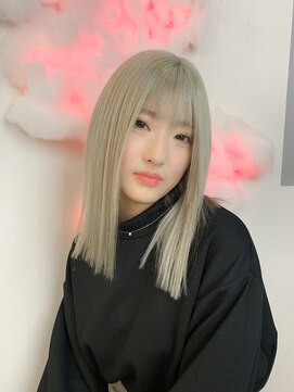 フリーダムメルシー(freedom Merci) ■切りっぱなし　ホワイトブロンド