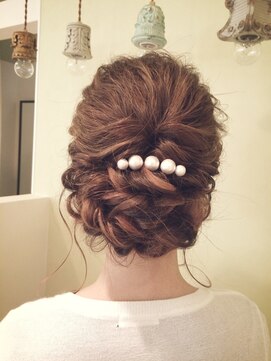 ファースト(FIRST) 結婚式お呼ばれヘアセット