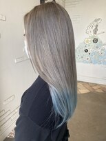 ユイバイラドンナ(Huit by LADONNA)&nbsp;切りっぱなしボブ/エアリーロング/美髪/シャドウルーツ/各務原