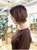 ショートボブ