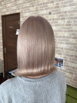 オンアンドオフ ON and OFFの写真/《カット＋カラー￥8,184～》ケアブリーチ/美髪トリートメントなど人気メニューをお手頃価格でご提供！