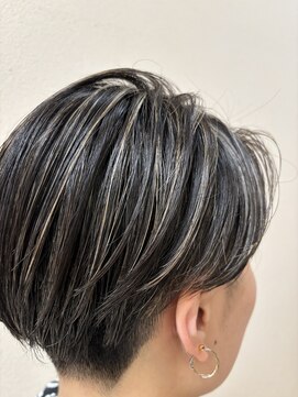 シャンプーボーイ ナチュラルハイライト