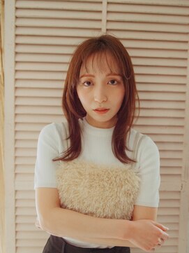 アマリス(Amaris) カジュアルロング20代/30代/40代/庭瀬