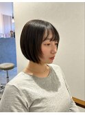 デザインカラーと前下がりボブ/顔まわりレイヤー