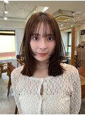 姫カットレイヤーミディアムストレートブルージュネビージュ