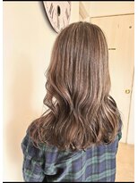 ヘアーアトリエルキナ(hair atelier LUCINA)&nbsp;大人ハイライト