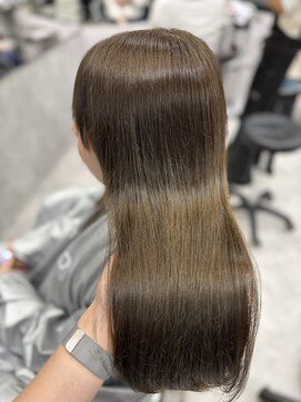 シティ(CITY) カーキベージュ/オリーブベージュ/ブリーチなし/ロングレイヤー