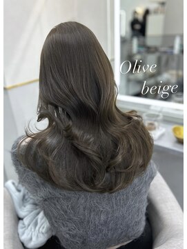 クム(kumu) 前髪カット/ヘアセット/レイヤーカット/韓国ヘア/透明感カラー