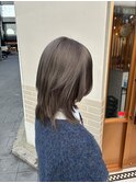 グレージュ×レイヤーウルフ