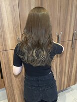 ガリカ 博多(Gallica) <ゲスト>暗髪からイメチェン、ダブルブリーチでくすみベージュ