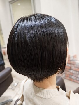 ルシードスタイル クリザンテーム 上品ボブ