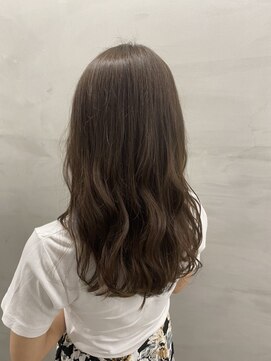 ジーナ 福岡天神(Zina) フォギーベージュ♪