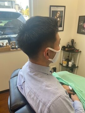 バーバーアンドスパ セブン(SEVEN) フェードスタイル