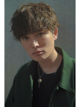 レジュアル(RESSUAL) 無造作パーマ　波巻　スパイラルパーマ　スリークショート