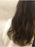 【MELGINA】飾らない雰囲気が可愛いアンニュイウェーブ