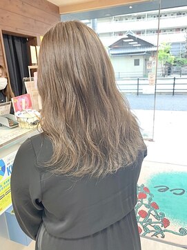 ブレス 小阪店(brace) ブリーチ無しWカラーでミルクティーベージュ☆