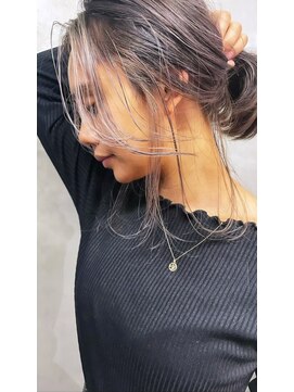 ソルトウォーター 南堀江(SALT WATER) ミディアム