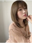 ミディアムレイヤー　20代30代40代　ニュアンスカラー