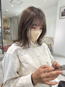 ヨーク(YOKE) YOKE 外ハネ結べるボブ顔まわりレイヤーくびれヘアグレージュ