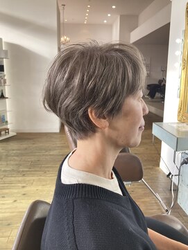 コワファースト 別府 クールシルバー×くびれショート