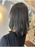 軽やかレイヤー×オリーブカラー
