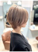 ミルキーベージュ　王道ショートカット