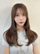 ユーフォリア 渋谷グランデ(Euphoria SHIBUYA GRANDE) ブラウンベージュ 艶髪 ケアカラー 透明感カラー YUKI