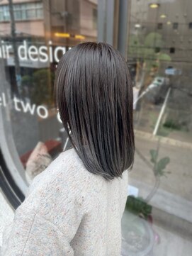 エル トゥー エフ(el two ef) ナチュラル黒髪スタイル