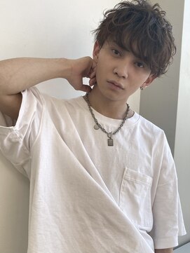 エンド 大阪梅田(&) 無造作マッシュ