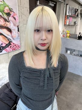 リル ラウム 原宿(LiL Raum) 抜きっぱなしブロンドヘア/原宿/表参道/ブリーチ/ケアブリーチ