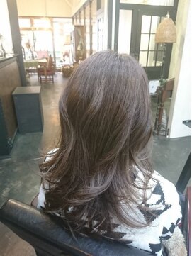 ヴァルゴール はりまや町店(Virgowl) ヴァルゴールくびれロング無造作カール&カラー