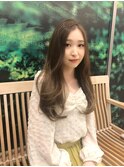 シアベージュ