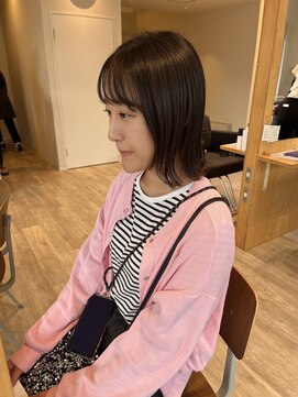 ナイアバイアヌエヌエ(naia by anuenue) ぱつんとボブ