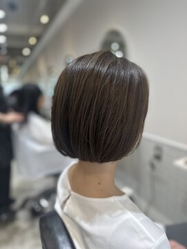 サンクチュアリー ウィズ コネクト(Sanctuary with connect) 顎ラインボブ