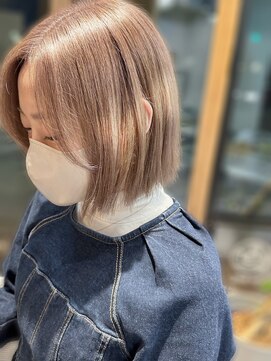 ラフ バイ マグ 南松本(R.A.F. by Mag) 冬の小顔◎ミニボブブリーチ×ミルクティーベージュ20代30代