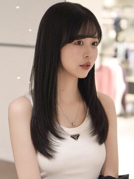 バイオレットジェム(Violet`jem) レイヤーカット顔まわりカットグレージュブリーチなしカラー