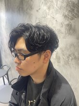 イージーボールド(Yeezy Bold) 【韓国風】フェザーパーマ