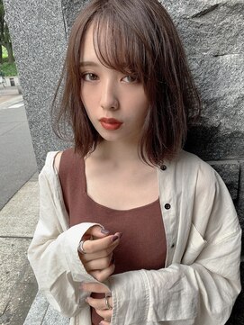 カイル(kyle) シースルーエアリーボブ