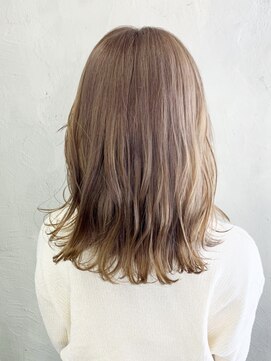 アイティー バイ アルバム 中野店(IT by ALBUM) ミルクティーベージュミディアム_ローライト_ba284401