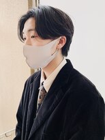 バイフィフス 原宿/表参道(by fifth)&nbsp;センターパートニュアンスパーマツーブロックメンズマッシュ